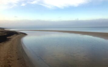 Jurmala der lettische Strand- und Kurort Kurort Jurmala: Strand und Bucht von Riga