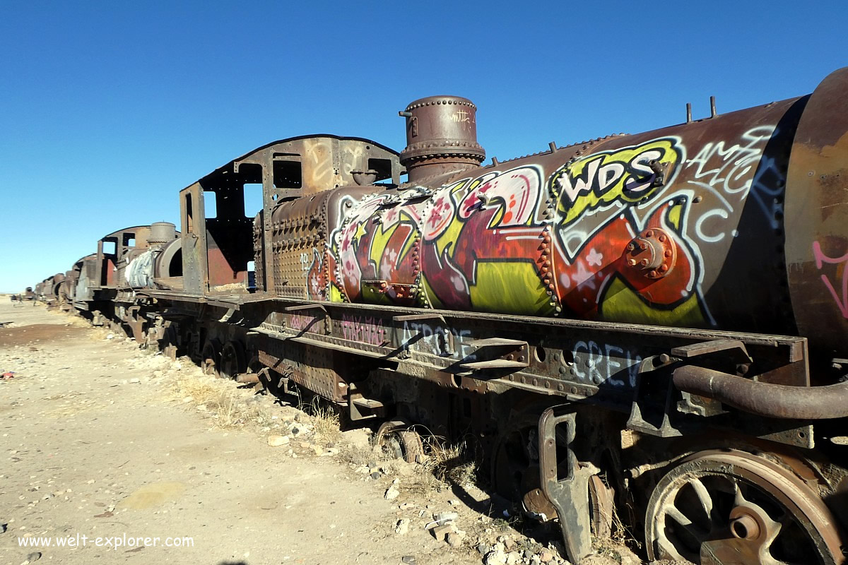 Lokomotive auf dem Zugfriedhof bei Uyuni