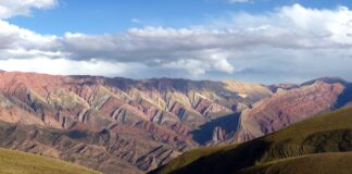 Reise durch die argentinischen Anden Reise durch die Anden in Argentinien