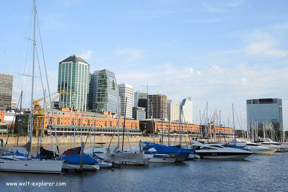 Yachten in Puerto Madero