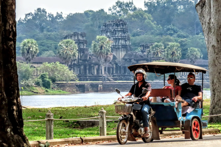 Moto-Taxi bei Angkor Wat