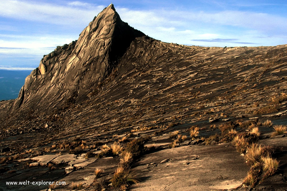 Gipfel auf dem höchsten Berg auf Borneo