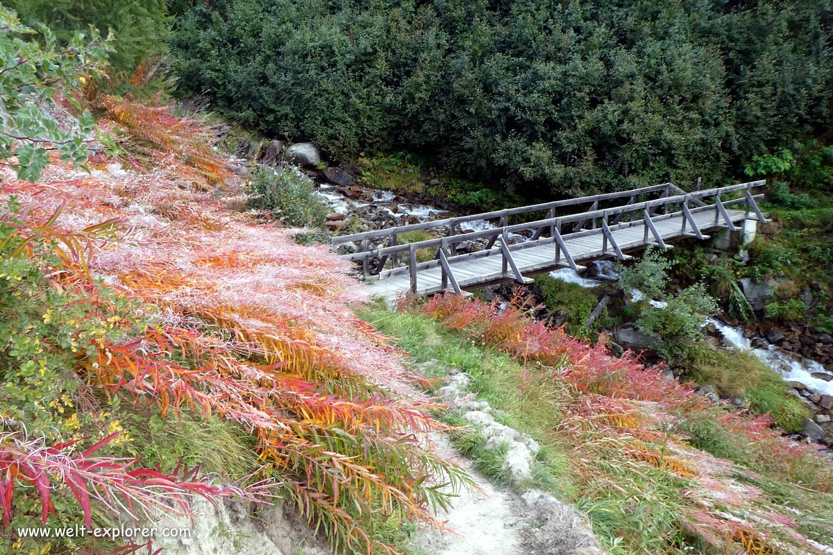 Brücke auf dem Alpenpässe-Weg