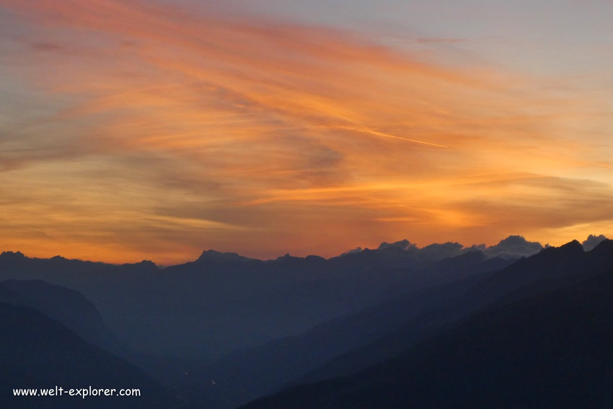 Sonnenuntergang Schweizer Alpen