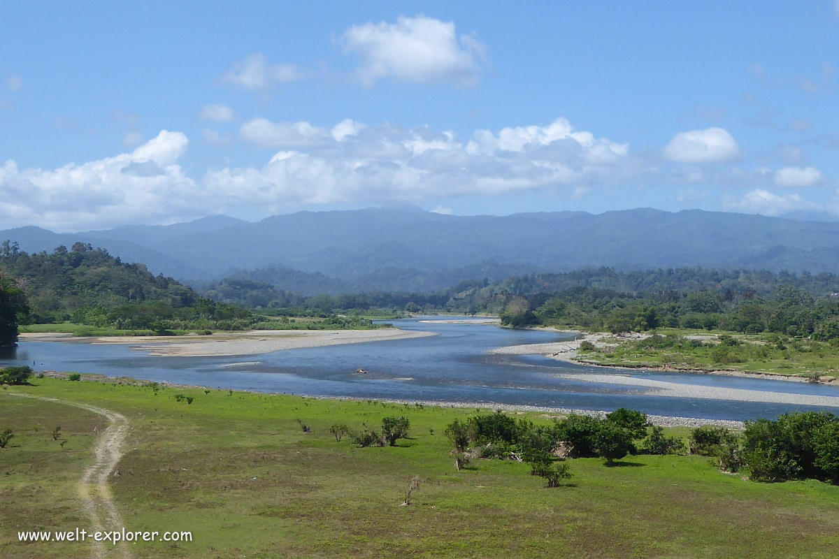 Fluss im Amazonas von Peru
