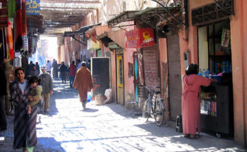 Marokko Souk in der Medina von Marrakesch