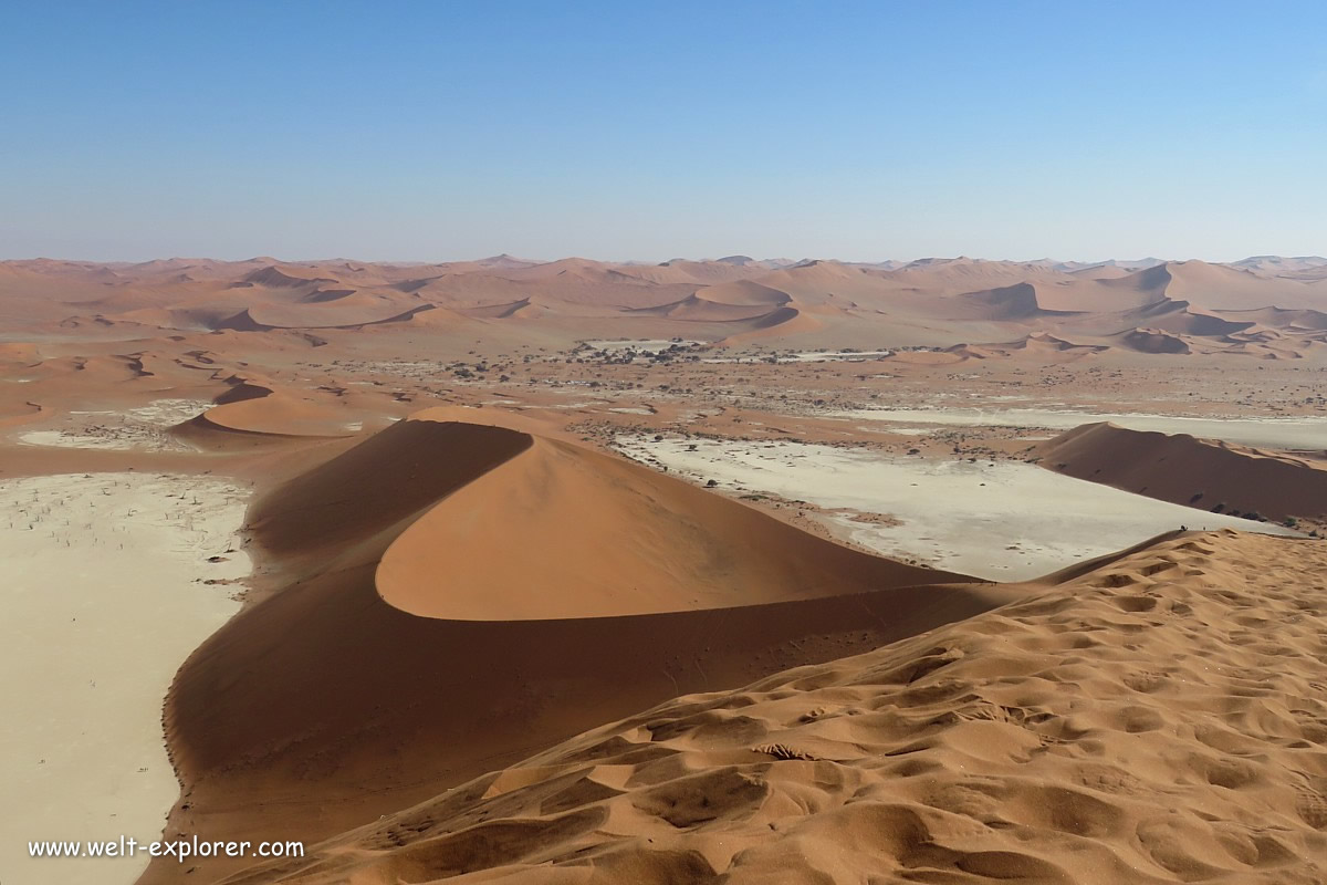 Sossusvlei Sanddünen in der Namib-Wüste