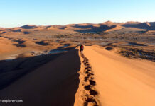 Namib-Wüste und Sossusvlei Sanddünen Namib-Wüste mit Sossusvlei Sanddünen in Namibia