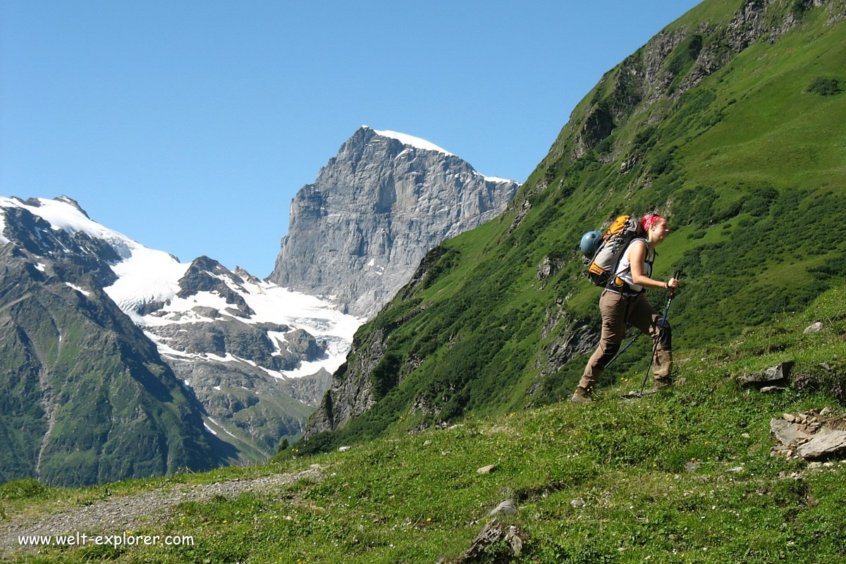 Wanderung über den Surenenpass bei Engelberg