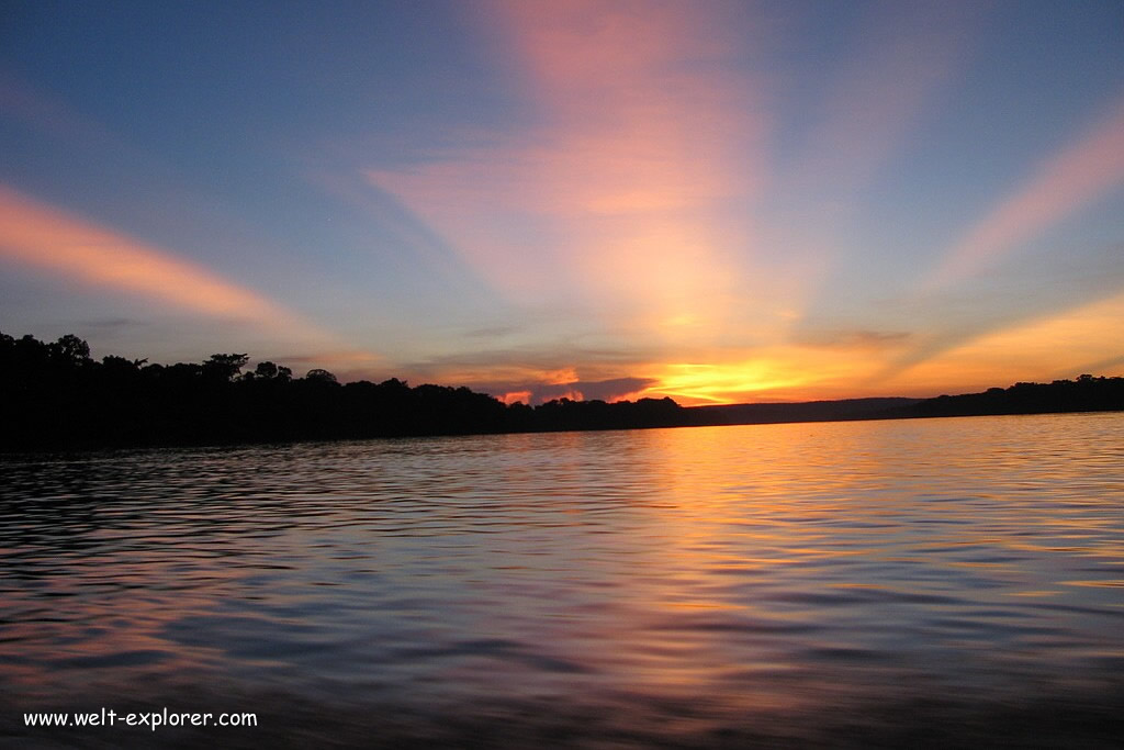 Abendstimmung am Amazonas