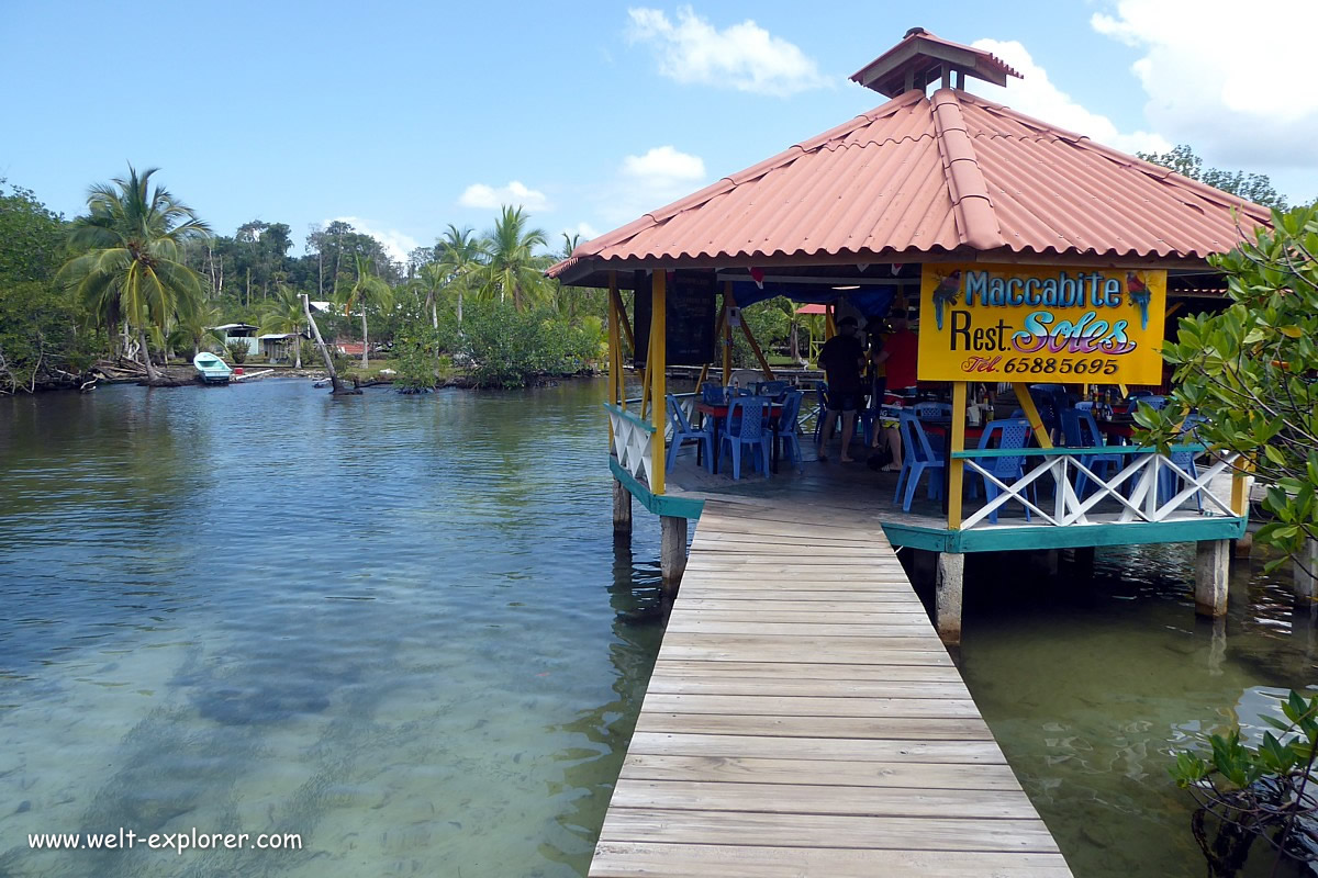 Restaurant auf dem Wasser