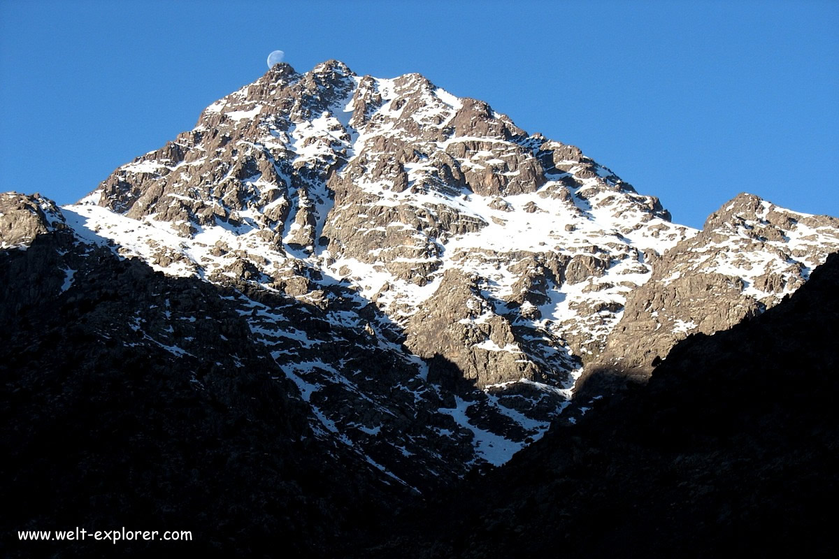 Besteigung Djebel Toubkal im Atlas Gebirge
