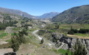 Colca Canyon – eine der tiefsten Schluchten der Welt Colca Canyon eine der tiefsten Schluchten der Welt