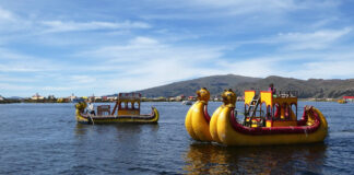 Titicacasee: Schwimmende Inseln der Uros & Insel Taquile Titicacasee mit Inseln der Uros und Taquile in Peru