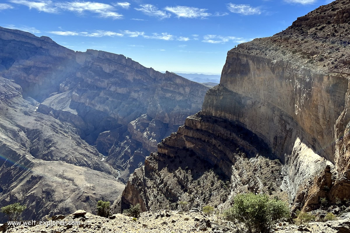 Trekking auf dem Balcony Walk in Oman