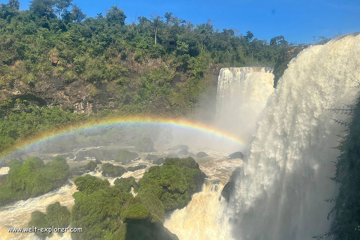 Monday Wasserfall in Ciudad del Este