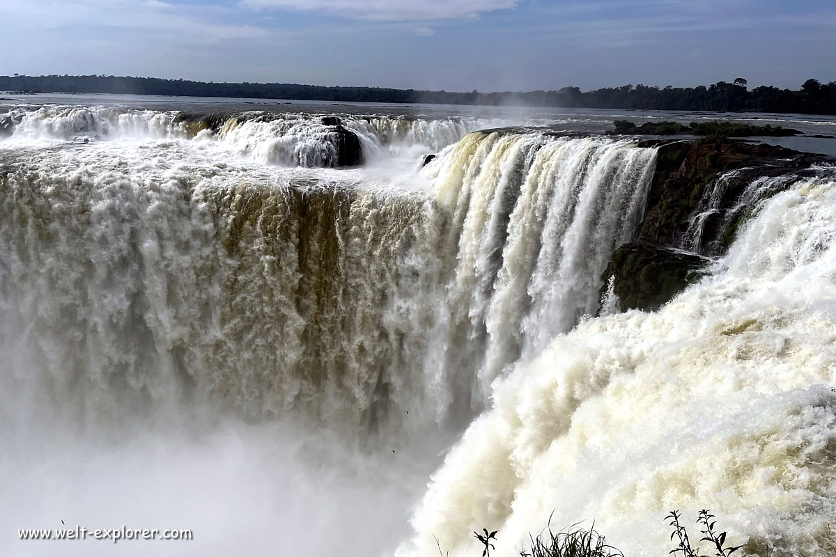 Teufelsrachen Iguazu Wasserfall in Argentinien
