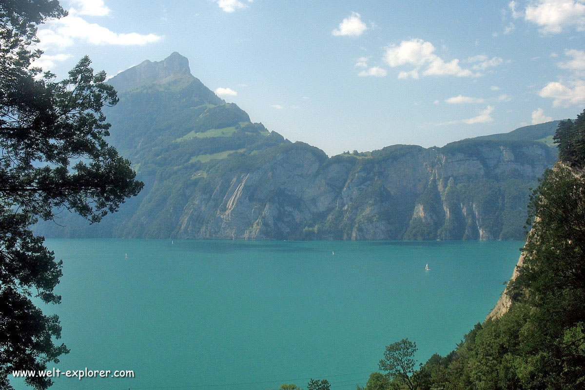 Weg der Schweiz am Vierwaldstättersee