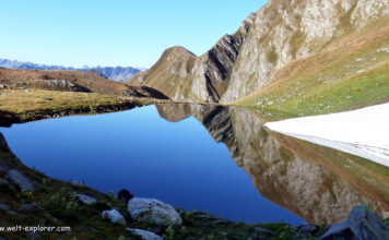 Alpenüberquerung zu Fuss durch die Schweiz Alpenüberquerung zu Fuss durch die Schweiz auf Nord-Süd Route