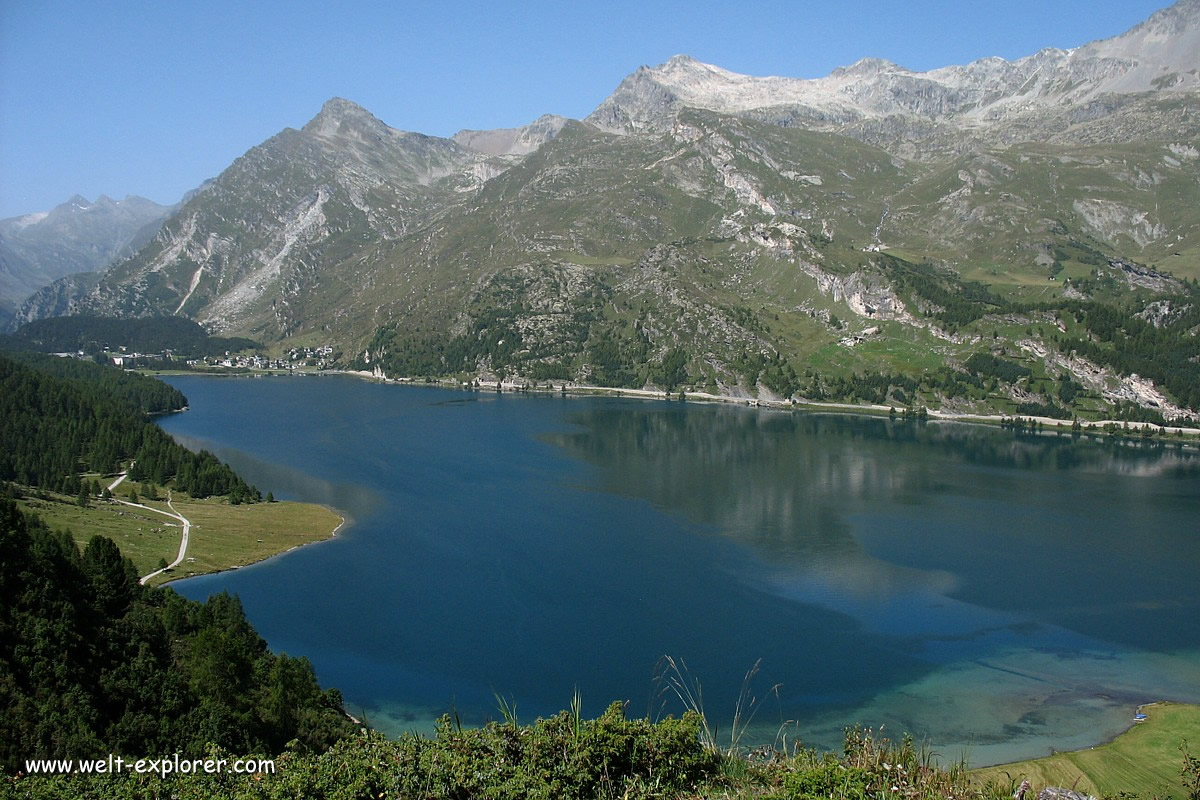 Silsersee in den Engadiner Alpen