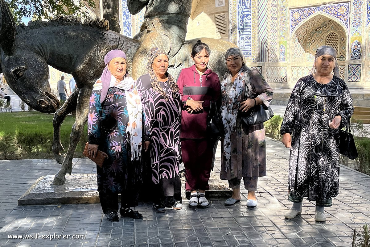 Usbekische Frauen in Buchara