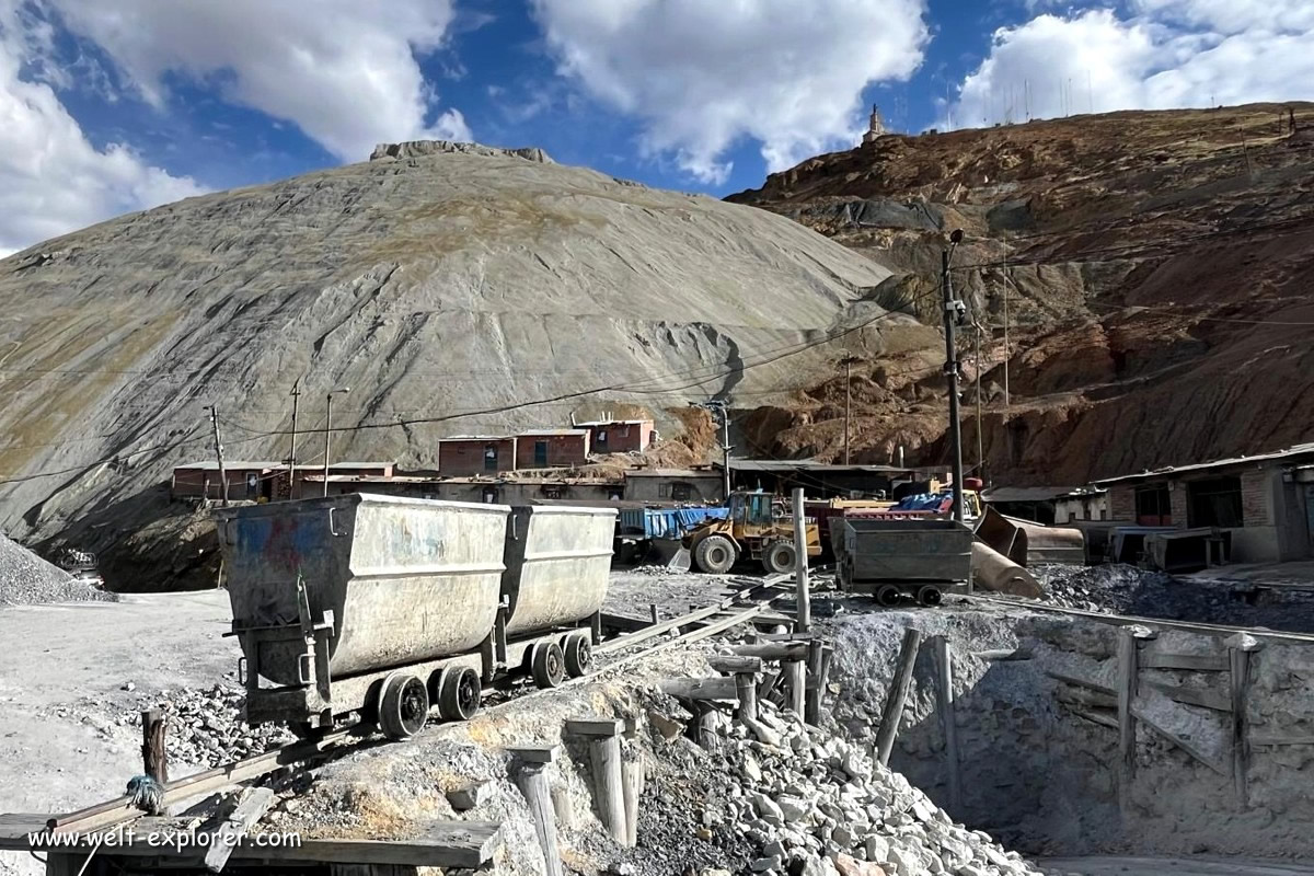 Tour zu den Silberminen am Cerro Rico