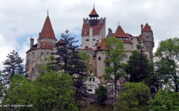 Brasov und das Dracula Schloss Bran Dracula Schloss Bran bei Brasov in Transsilvanien in Rumänien