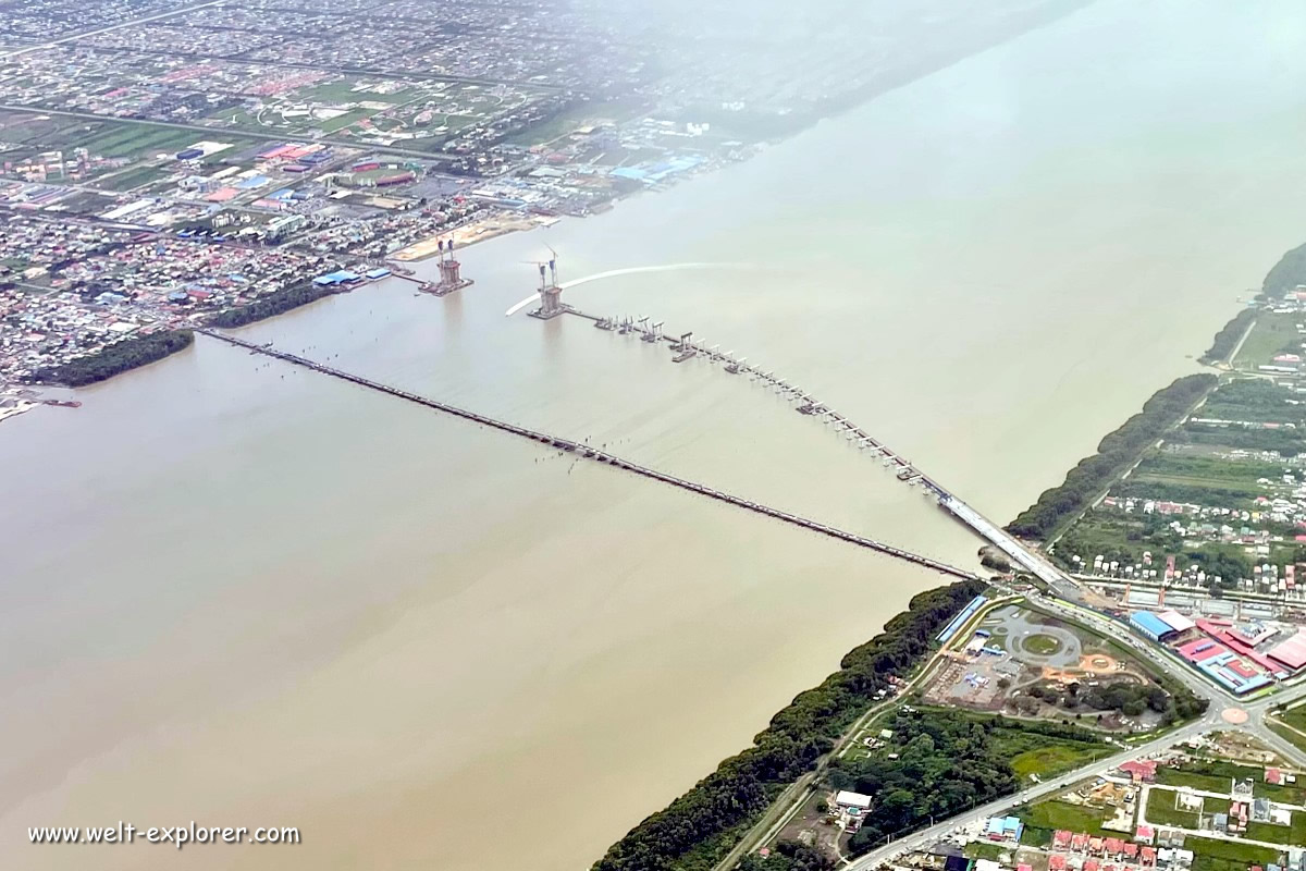 Demerara Harbour Bridge und New Demerara River Bridge