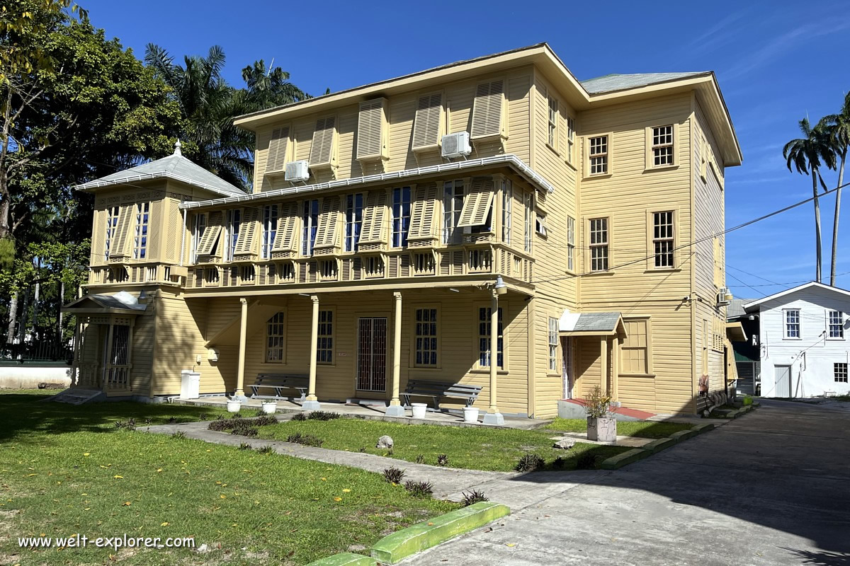 Walter Roth Museum