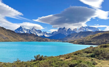 Nationalparks und Naturreisen weltweit See im Nationalpark Torres del Paine