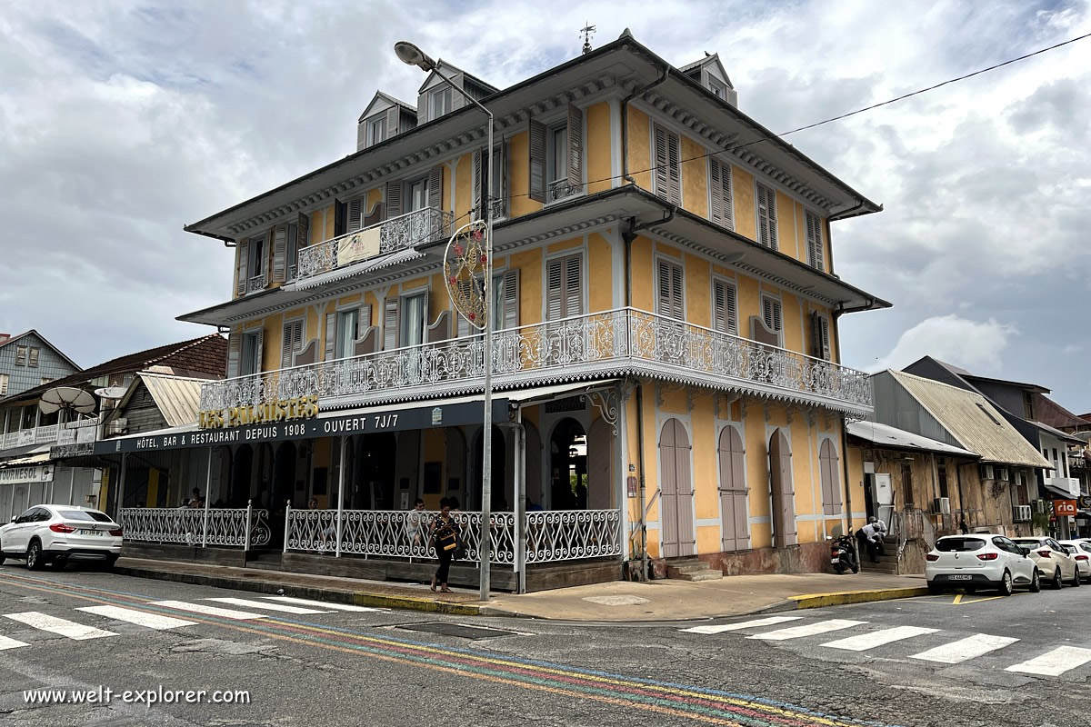 Hotel Bar und Restaurant des Palmistes in Cayenne