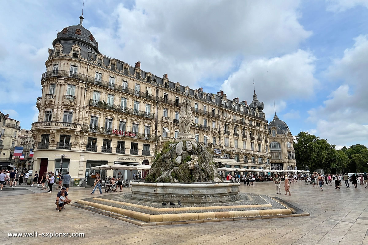 Brunnen Fontaine des Trois Grâces auf der Place de la Comédie