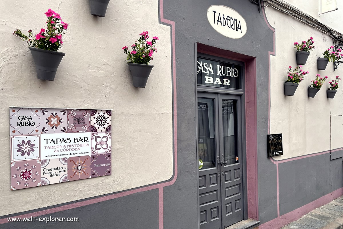 Jüdisches Viertel mit einer Tapas-Bar