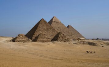 Weltwunder der Antike: Pyramiden von Gizeh und die Grosse Sphinx Weltkulturerbe Pyramiden von Gizeh und die Grosse Sphinx von Ägypten