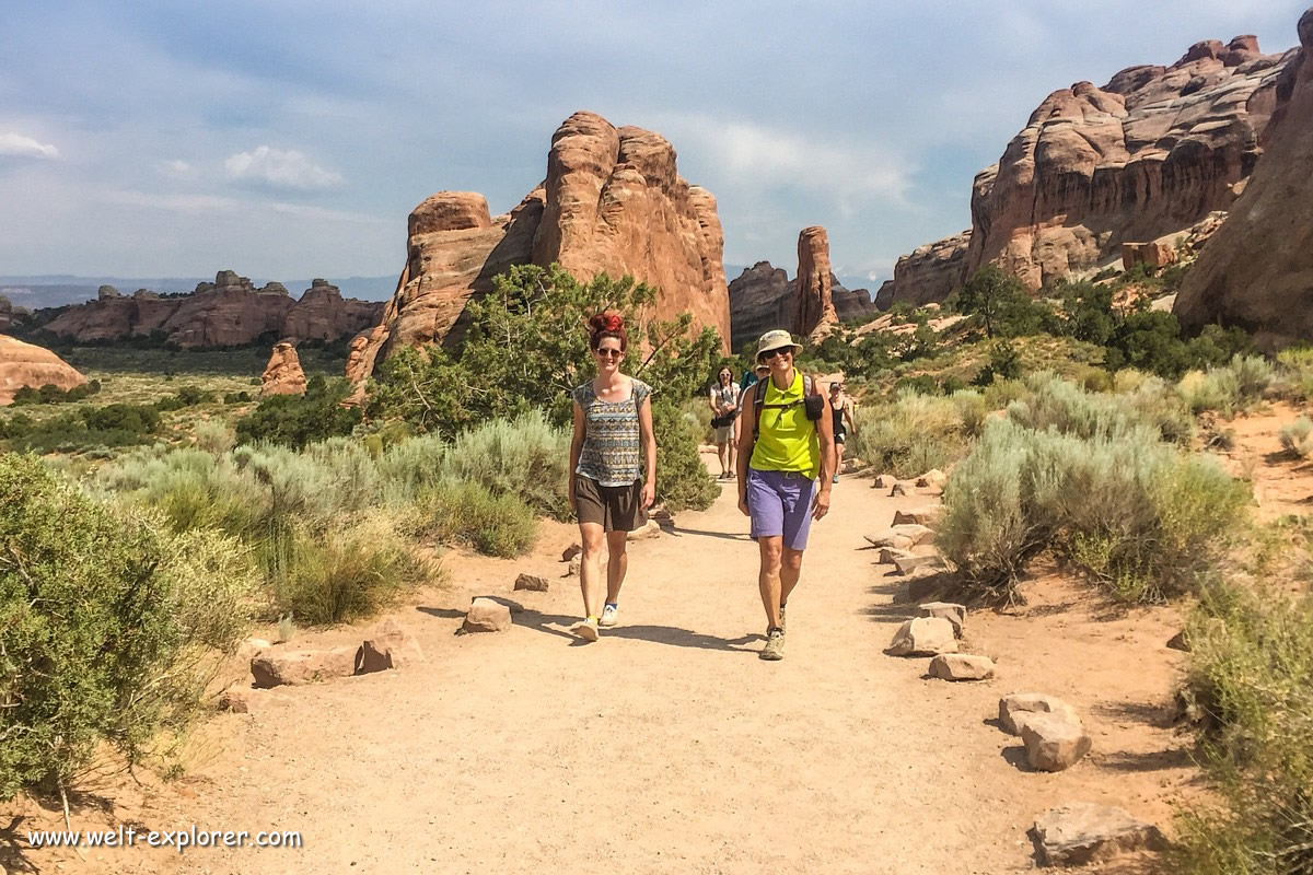Wanderung auf dem Devils Garden Trail im Arches Nationalpark