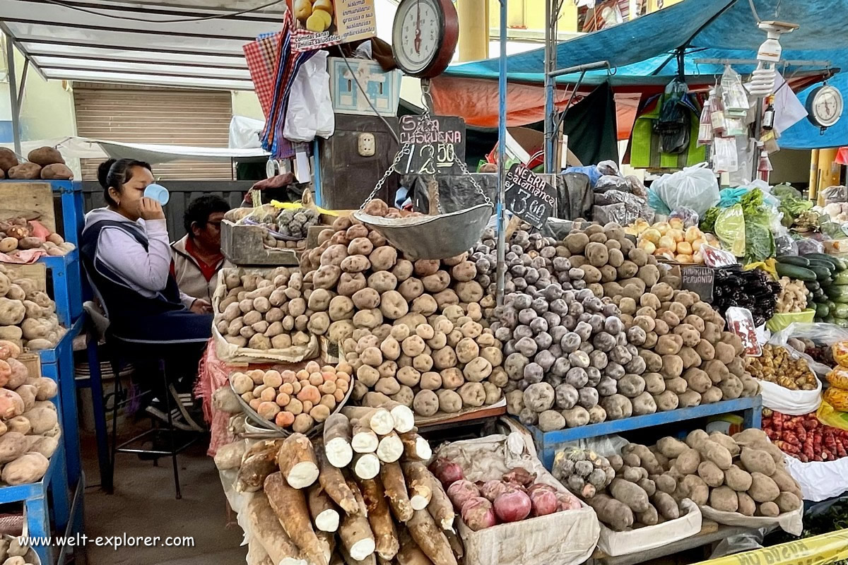 Markt mit Zutaten für die peruanische Küche