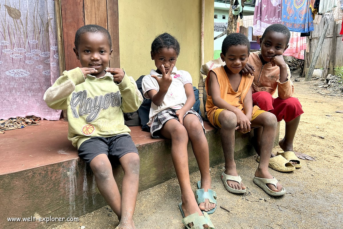 Madagassische Kinder