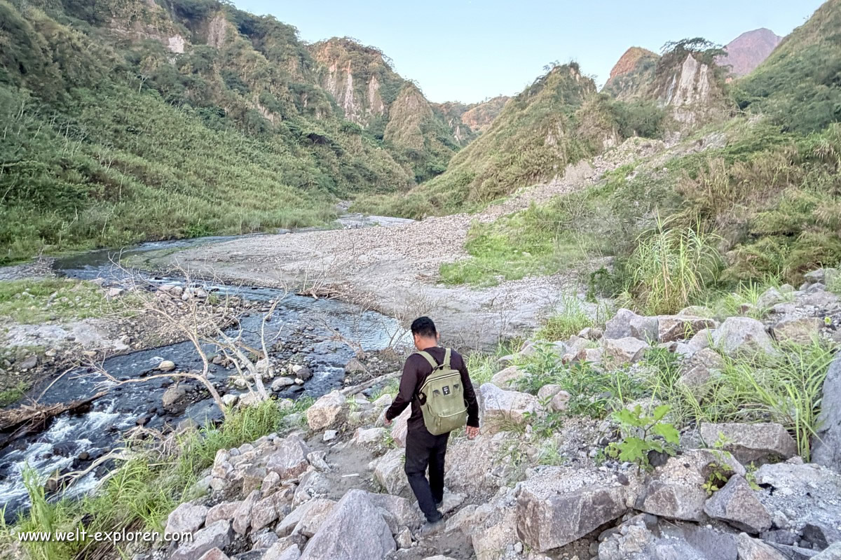 Trekking-Tour zum Mount Pinatubo auf den Philippinen