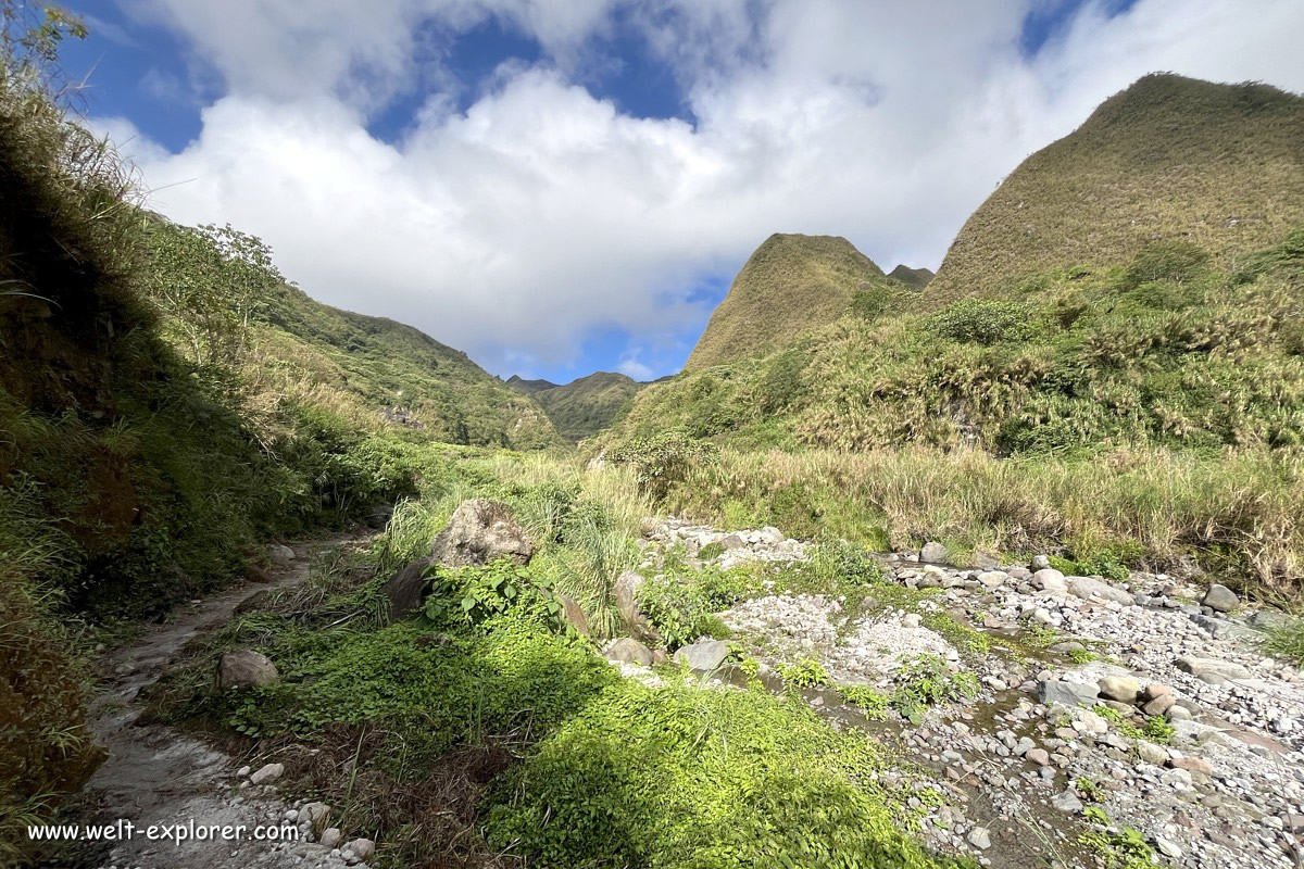 Wanderweg Inararo Trail auf den Mount Pinatubo Vulkan