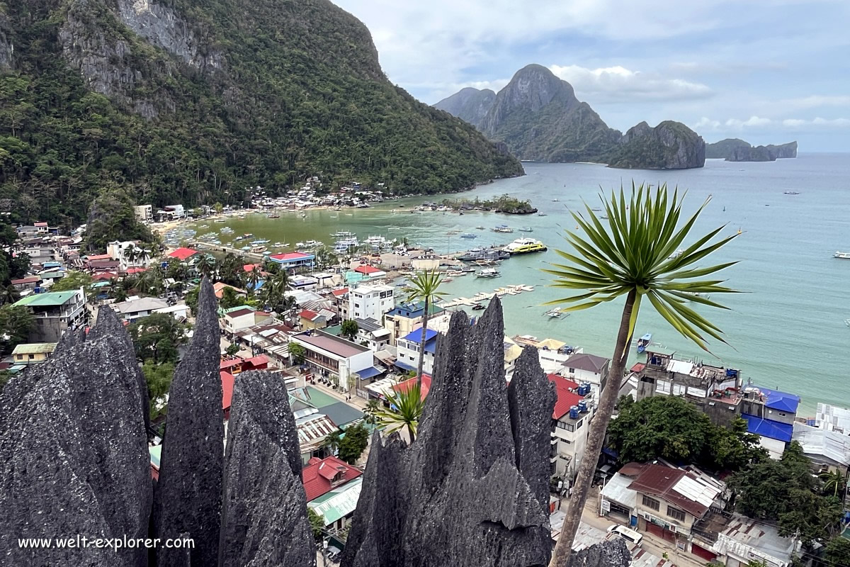 Hafen von El Nido mit Inselwelt Palawan
