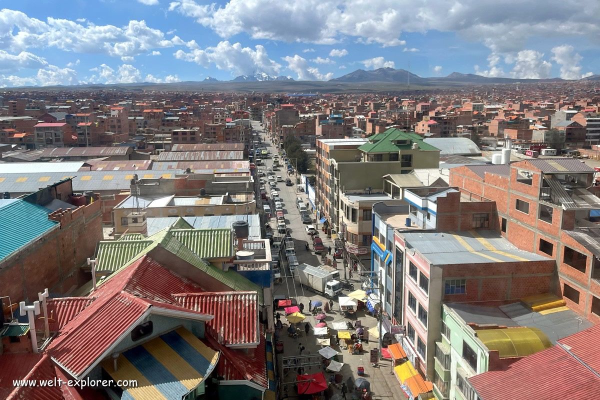 Nachbarstadt El Alto auf dem Altiplano von Bolivien