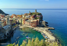 Cinque Terre: Fünf Dörfer an ligurischer Küste in Italien Cinque Terre Fünf Dörfer Vernazza in Italien