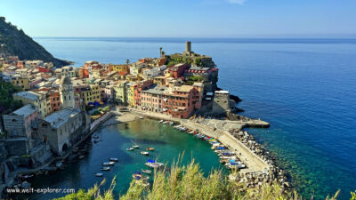 Cinque Terre: Fünf Dörfer an ligurischer Küste in Italien Cinque Terre Fünf Dörfer Vernazza in Italien