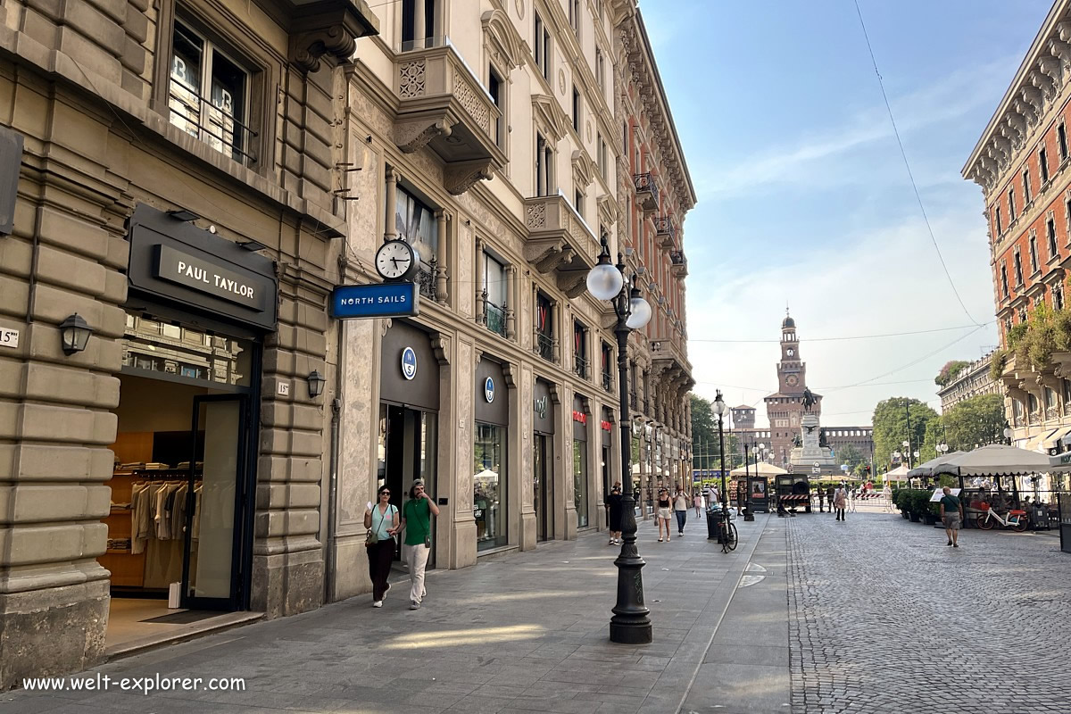 Via Dante Fussgängerzone in Mailand