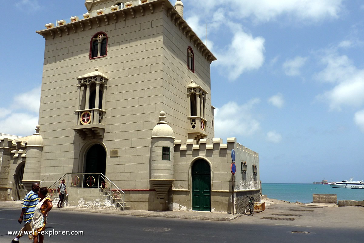 Torre de Belem historischer Turm in Mindelo